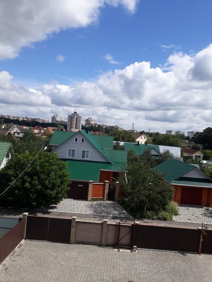 Uyut Hotel Chernihiv Ngoại thất bức ảnh